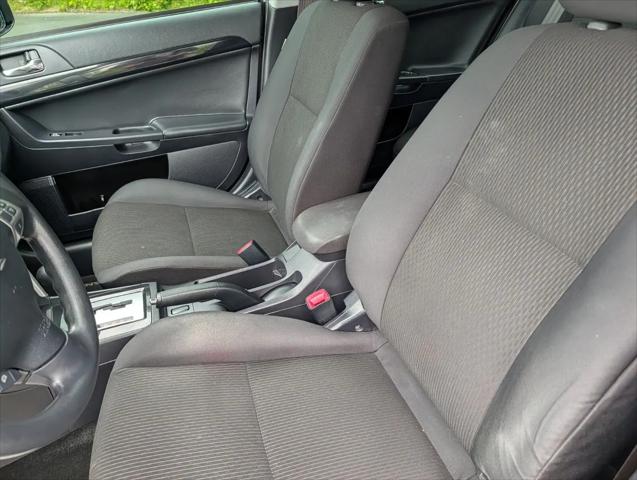 2017 Mitsubishi Lancer SE