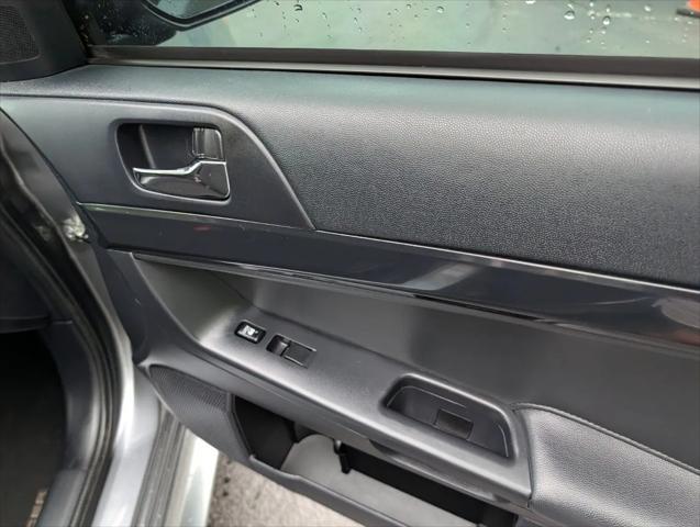 2017 Mitsubishi Lancer SE