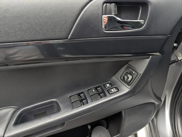 2017 Mitsubishi Lancer SE