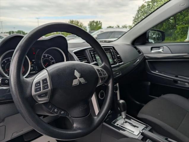 2017 Mitsubishi Lancer SE