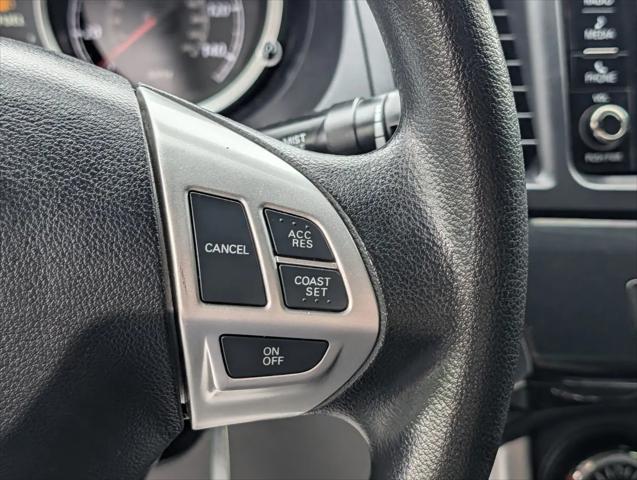 2017 Mitsubishi Lancer SE