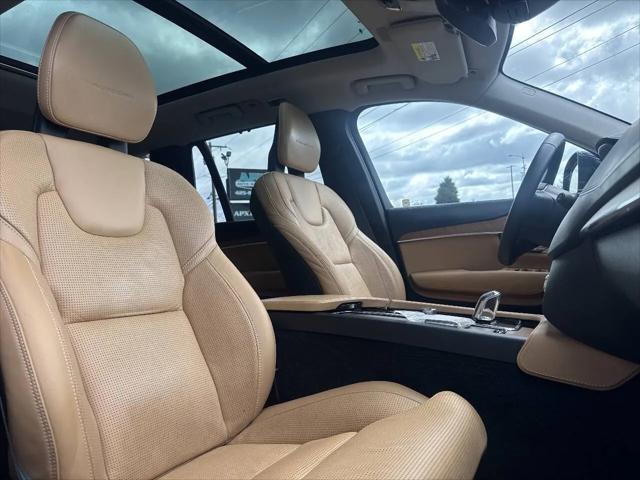 2016 Volvo XC90 Hybrid T8 Inscription