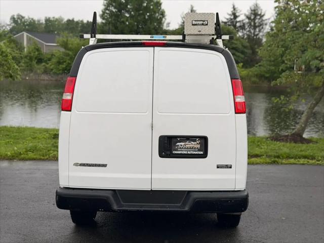 2020 Chevrolet Express Cargo Van RWD 2500 Regular Wheelbase WT