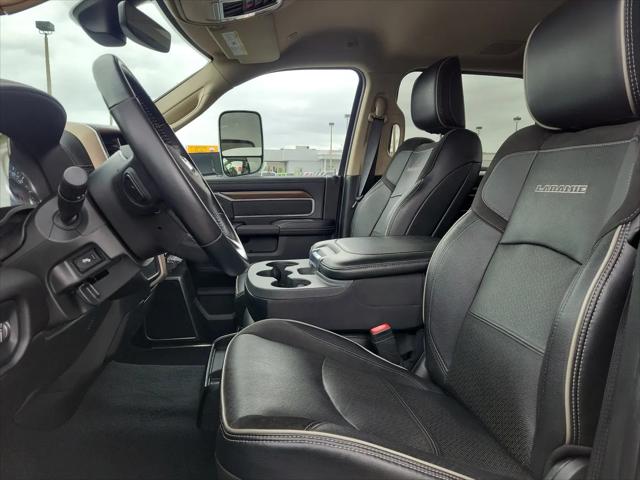 2022 Ram 3500 Laramie Crew Cab 4x4 8' Box