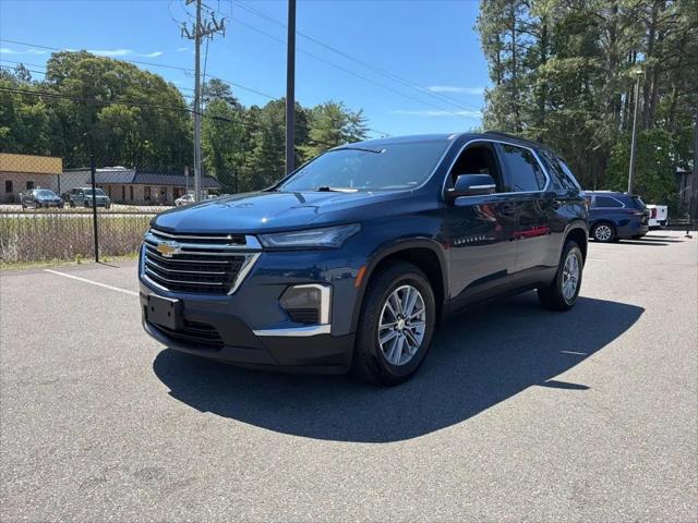 2023 Chevrolet Traverse AWD LT Cloth
