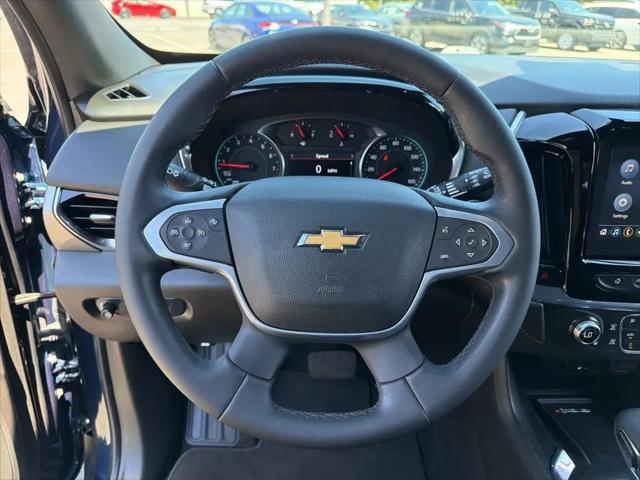 2023 Chevrolet Traverse AWD LT Cloth