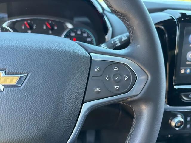 2023 Chevrolet Traverse AWD LT Cloth