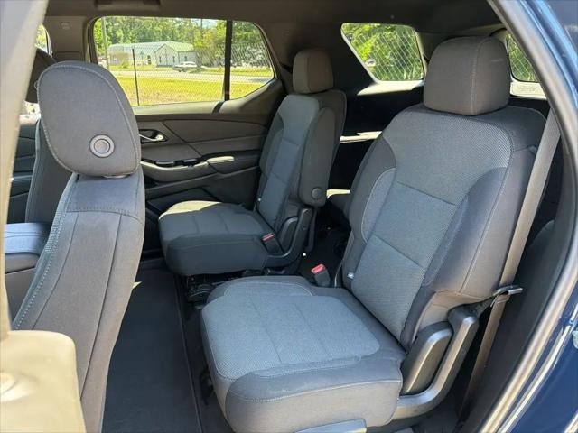 2023 Chevrolet Traverse AWD LT Cloth
