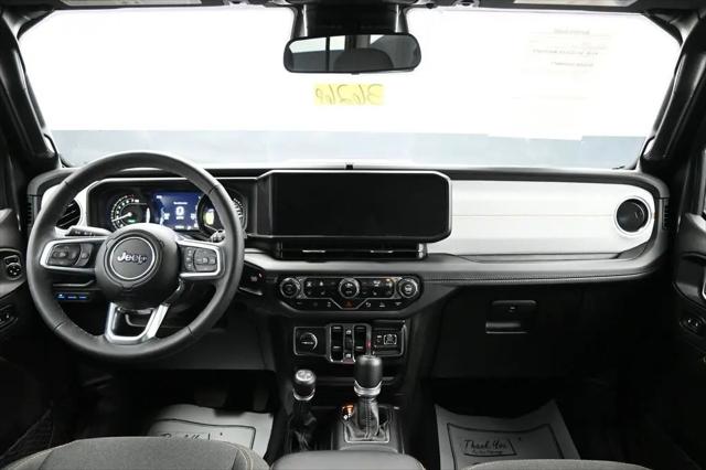 2025 Jeep Wrangler 4xe Sahara 4xe