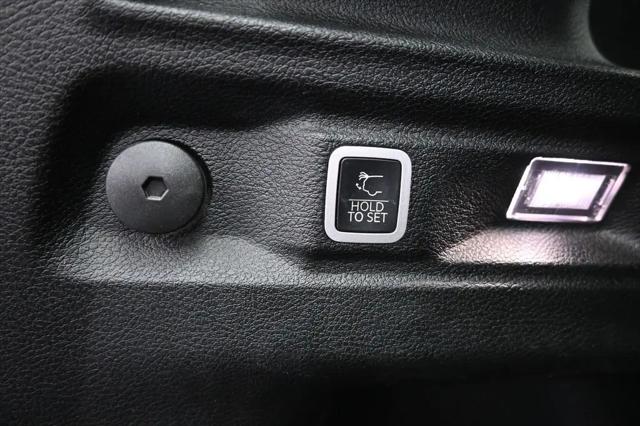 2022 Jeep Grand Cherokee L Laredo 4x4