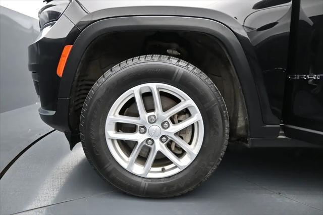 2022 Jeep Grand Cherokee L Laredo 4x4