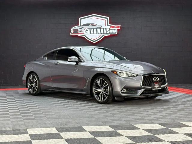 2017 INFINITI Q60 2.0t Premium