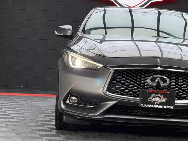 2017 INFINITI Q60 2.0t Premium