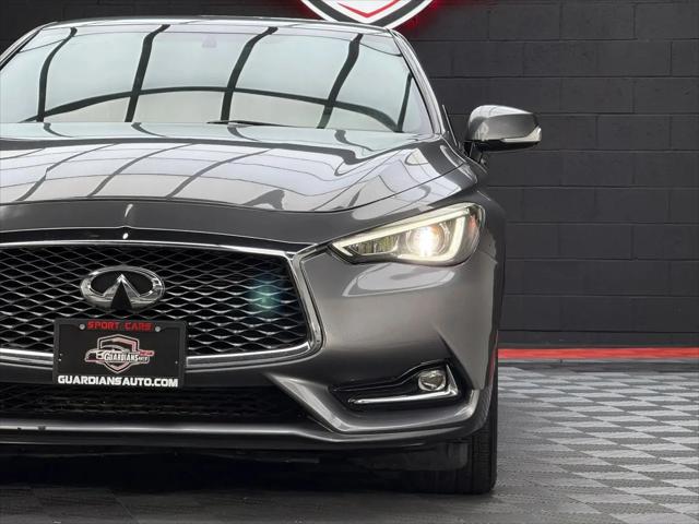 2017 INFINITI Q60 2.0t Premium