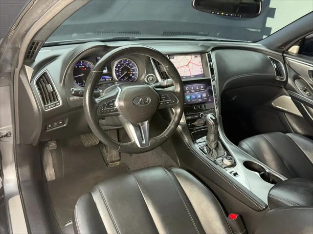2017 INFINITI Q60 2.0t Premium