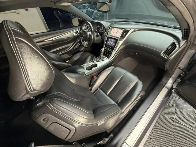 2017 INFINITI Q60 2.0t Premium
