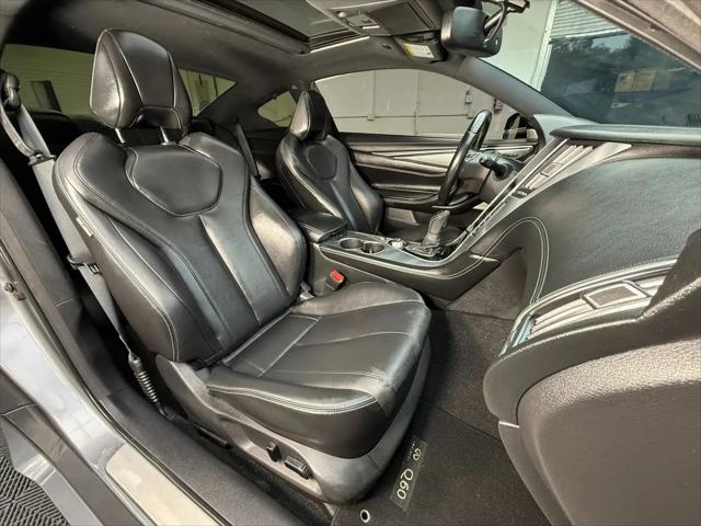 2017 INFINITI Q60 2.0t Premium