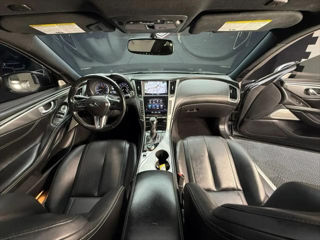 2017 INFINITI Q60 2.0t Premium