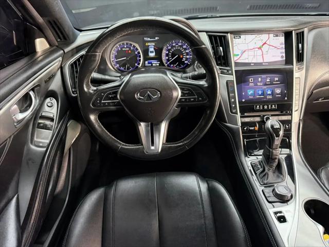 2017 INFINITI Q60 2.0t Premium