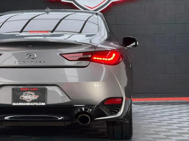 2017 INFINITI Q60 2.0t Premium