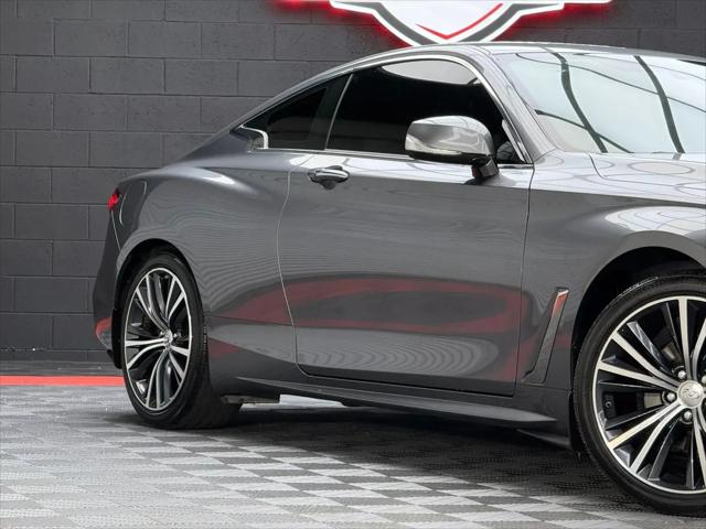 2017 INFINITI Q60 2.0t Premium