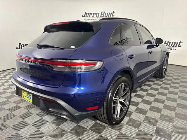 2023 Porsche Macan T