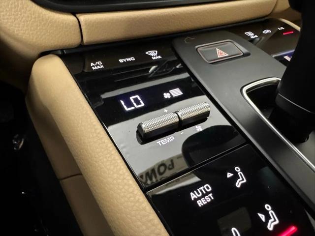 2023 Porsche Macan T