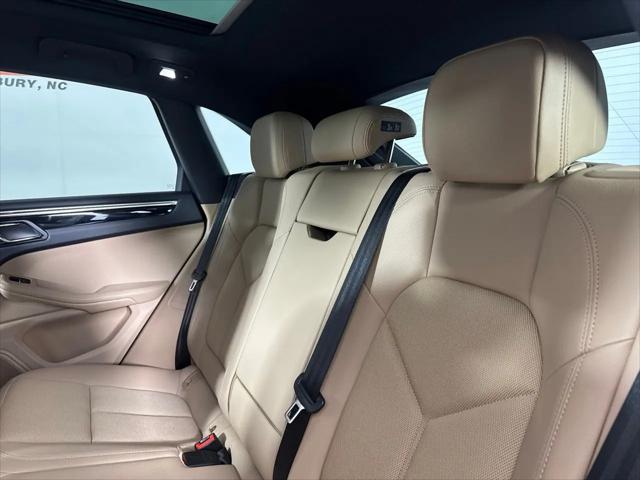 2023 Porsche Macan T