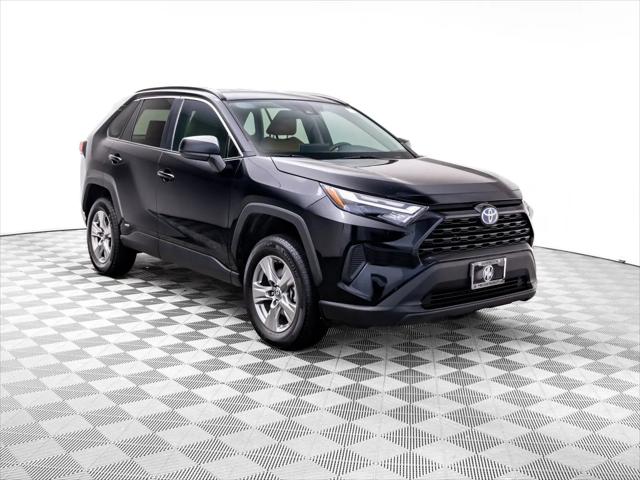 2024 Toyota RAV4 Hybrid LE