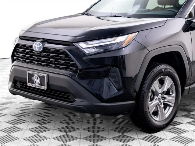 2024 Toyota RAV4 Hybrid LE