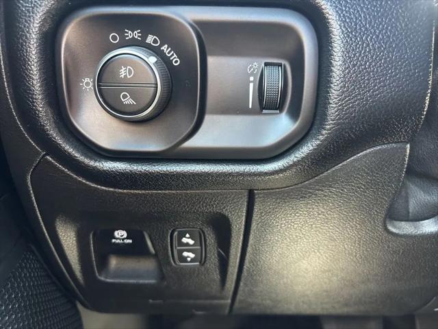 2021 Ram 1500 Big Horn Crew Cab 4x4 5'7" Box
