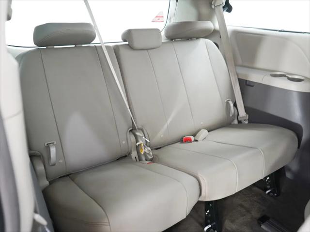 2017 Toyota Sienna XLE Premium 7 Passenger