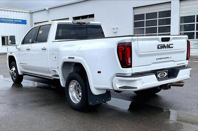 2022 GMC Sierra 3500HD 4WD Crew Cab Long Bed Denali