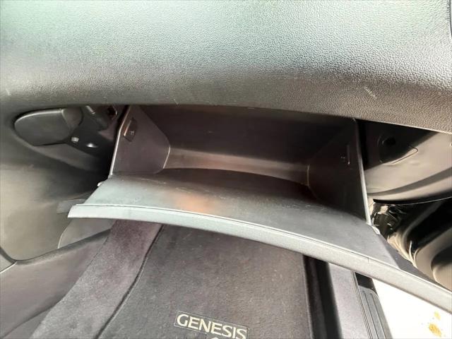 2013 Hyundai Genesis Coupe 2.0T Premium