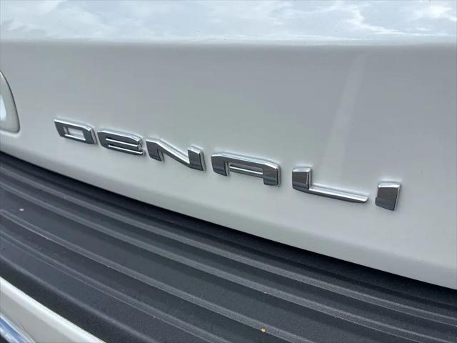2024 GMC Yukon XL Denali Ultimate