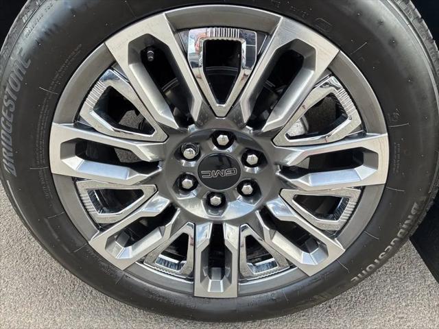 2024 GMC Yukon XL Denali Ultimate