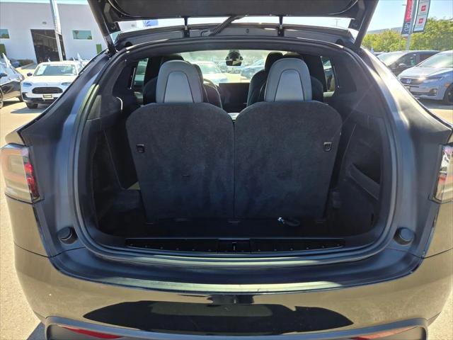 2023 Tesla Model X Plaid Tri Motor All-Wheel Drive