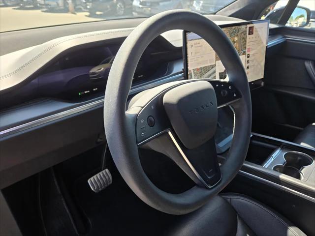 2023 Tesla Model X Plaid Tri Motor All-Wheel Drive