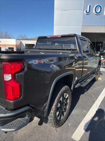 2020 Chevrolet Silverado 2500HD 4WD Crew Cab Standard Bed Custom