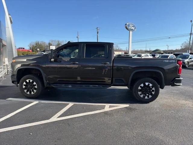 2020 Chevrolet Silverado 2500HD 4WD Crew Cab Standard Bed Custom
