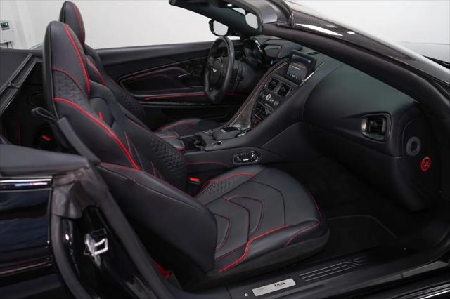 2022 Aston Martin DBS Superleggera Volante