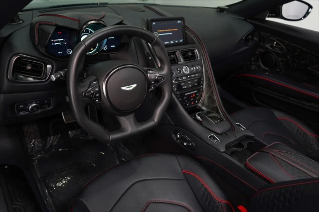 2022 Aston Martin DBS Superleggera Volante