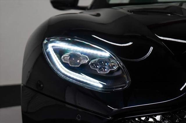 2022 Aston Martin DBS Superleggera Volante