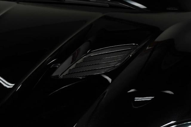 2022 Aston Martin DBS Superleggera Volante