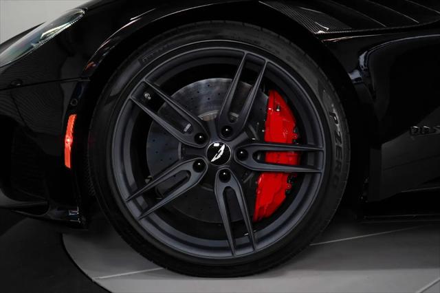 2022 Aston Martin DBS Superleggera Volante