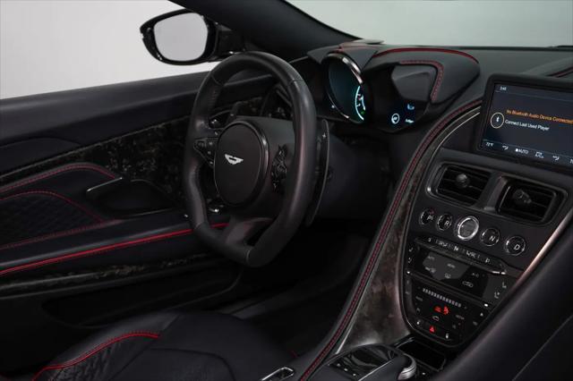 2022 Aston Martin DBS Superleggera Volante