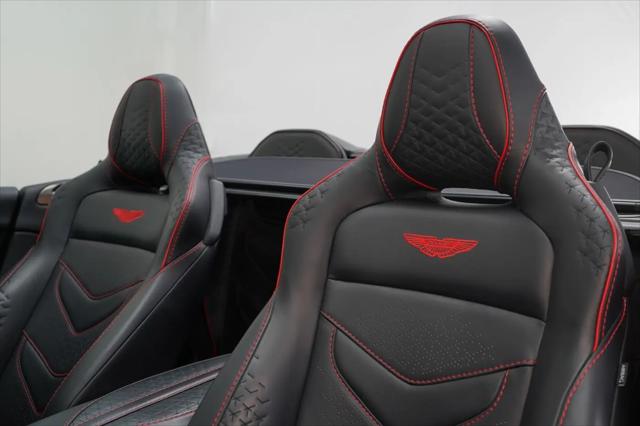 2022 Aston Martin DBS Superleggera Volante