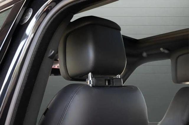 2022 Land Rover Range Rover Westminster