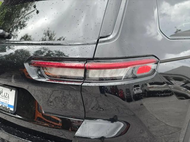 2025 Jeep Grand Cherokee L Altitude X 4x4