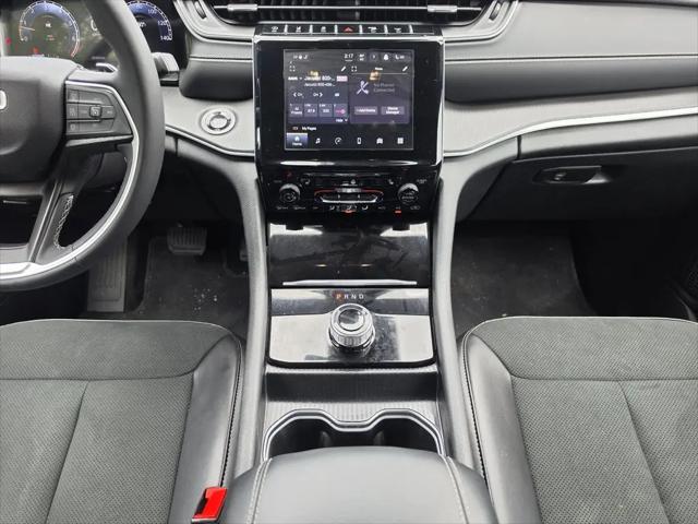 2025 Jeep Grand Cherokee L Altitude X 4x4